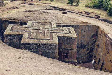 A Ascensão de Lalibela: Uma Jornada Espiritual e Arquitetonica no Século XI Etiópia